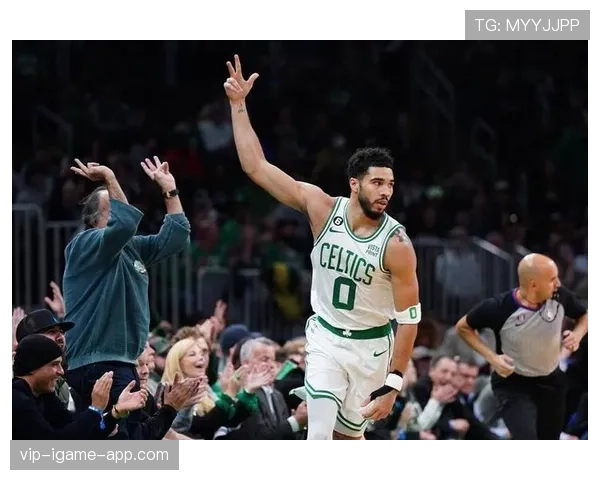 塔图姆挡拆拉开空间助阵绿军提升关键时刻得分效率