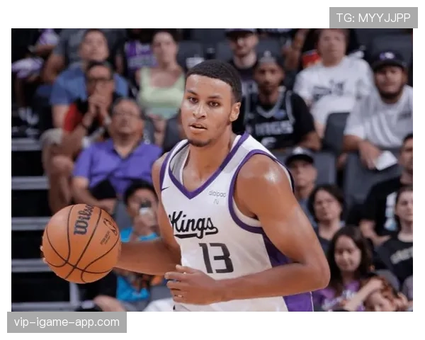 FIBA与NBA的“干扰球”规则有何区别？一次看懂国际篮联与NBA规则差异